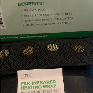 UTK Infared heating wrap nwt